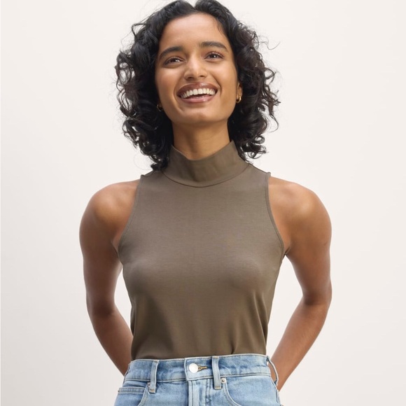 Everlane • Taupe Ribbed Mock Neck Top - Picture 1 of 7